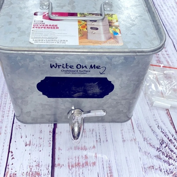 Better Homes & Gardens beverage dispenser - Picture 1 of 6